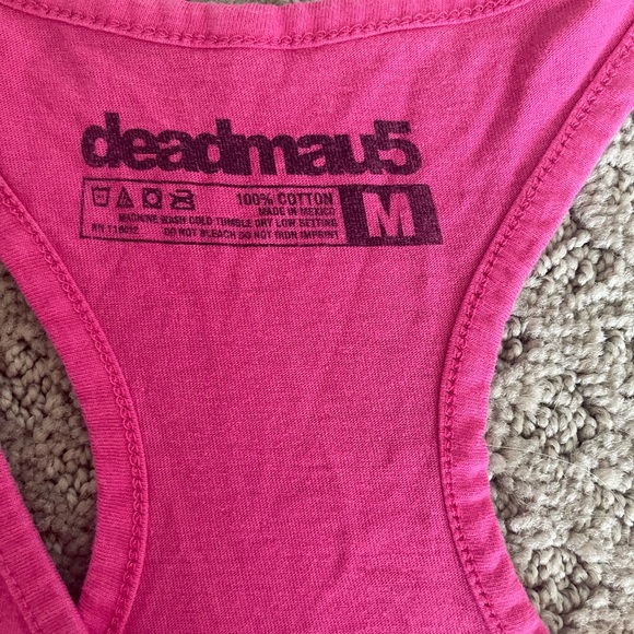 Deadmau5 Tank top from Chicago 2018 size medium fits very small - Picture 2 of 2